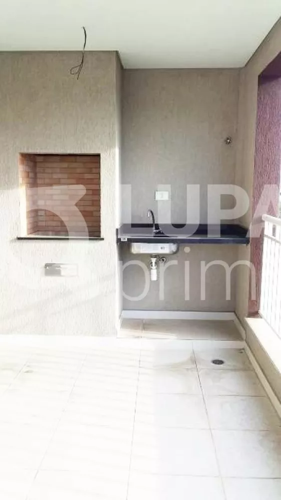 Apartamento à venda com 3 quartos, 78m² - Foto 3