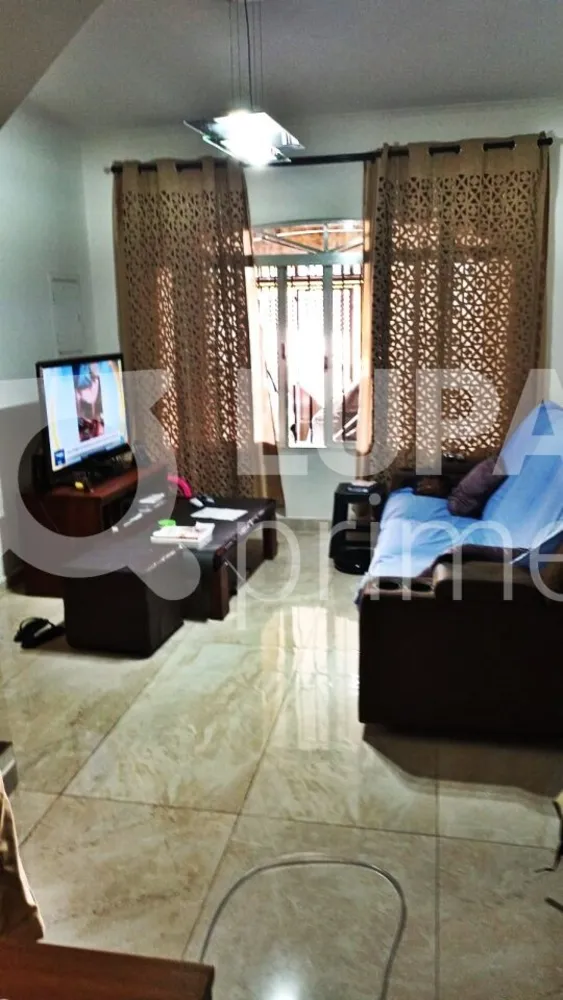 Casa, 3 quartos, 159 m² - Foto 1