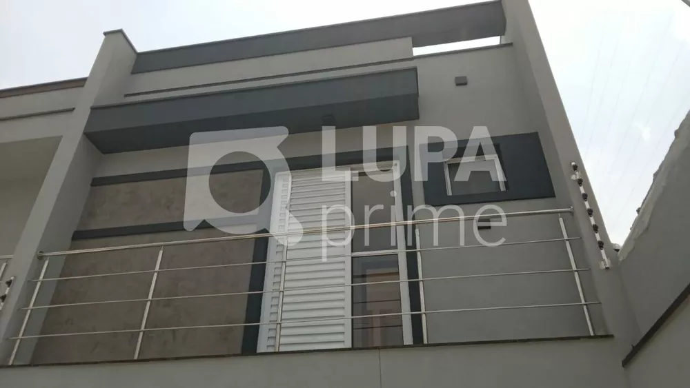 Casa à venda com 3 quartos, 140m² - Foto 3