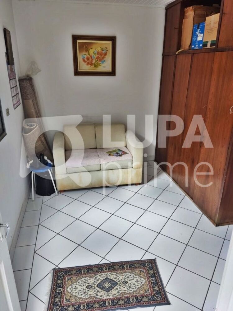Casa, 3 quartos, 220 m² - Foto 1