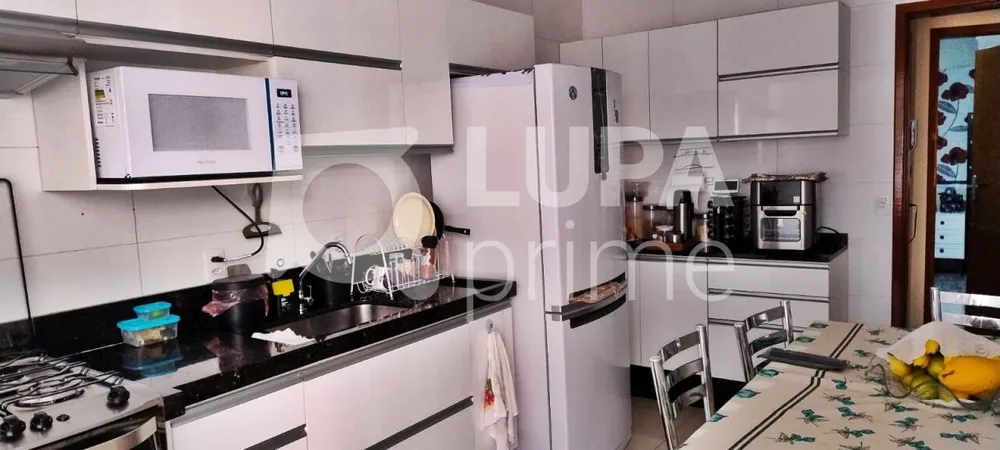 Casa, 5 quartos, 154 m² - Foto 1