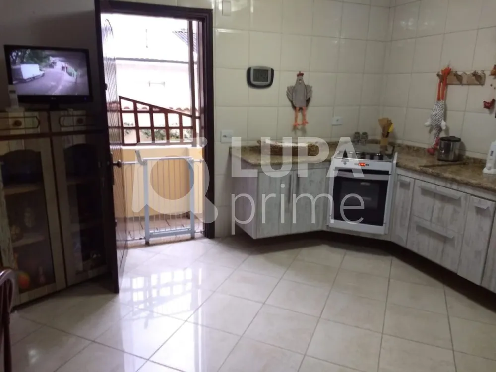 Casa, 3 quartos, 250 m² - Foto 11