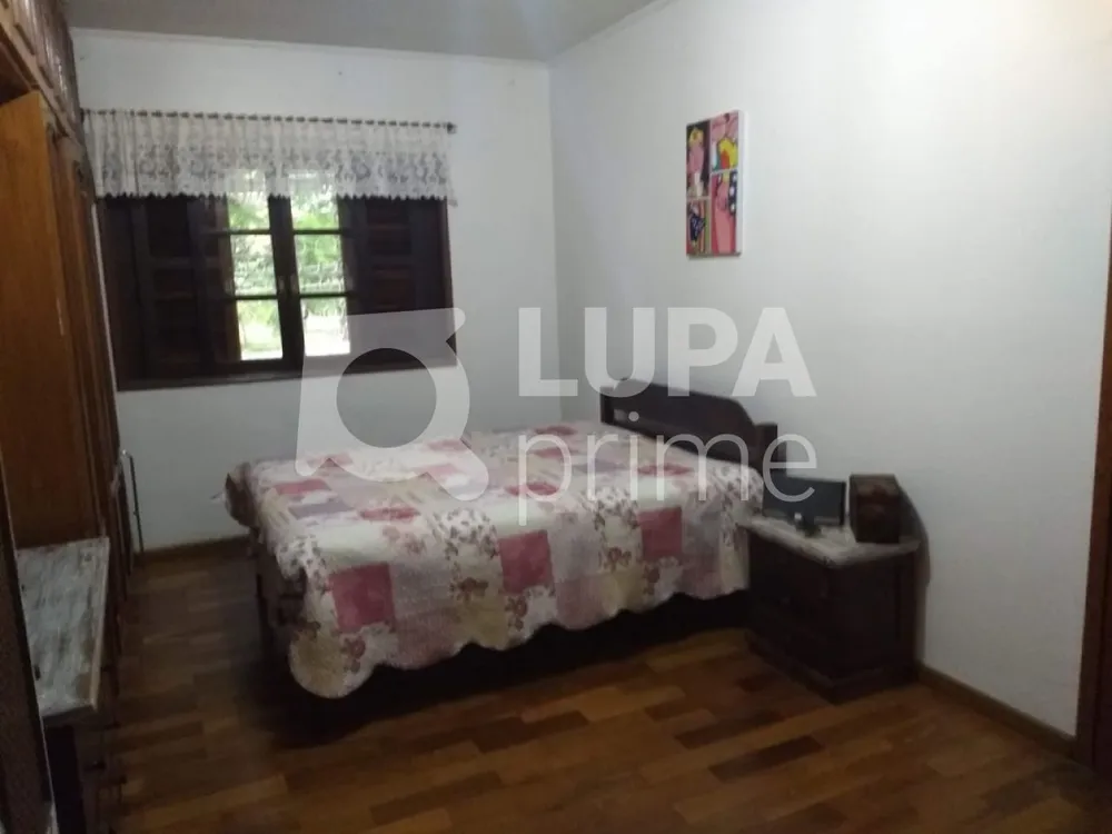 Casa, 3 quartos, 250 m² - Foto 12