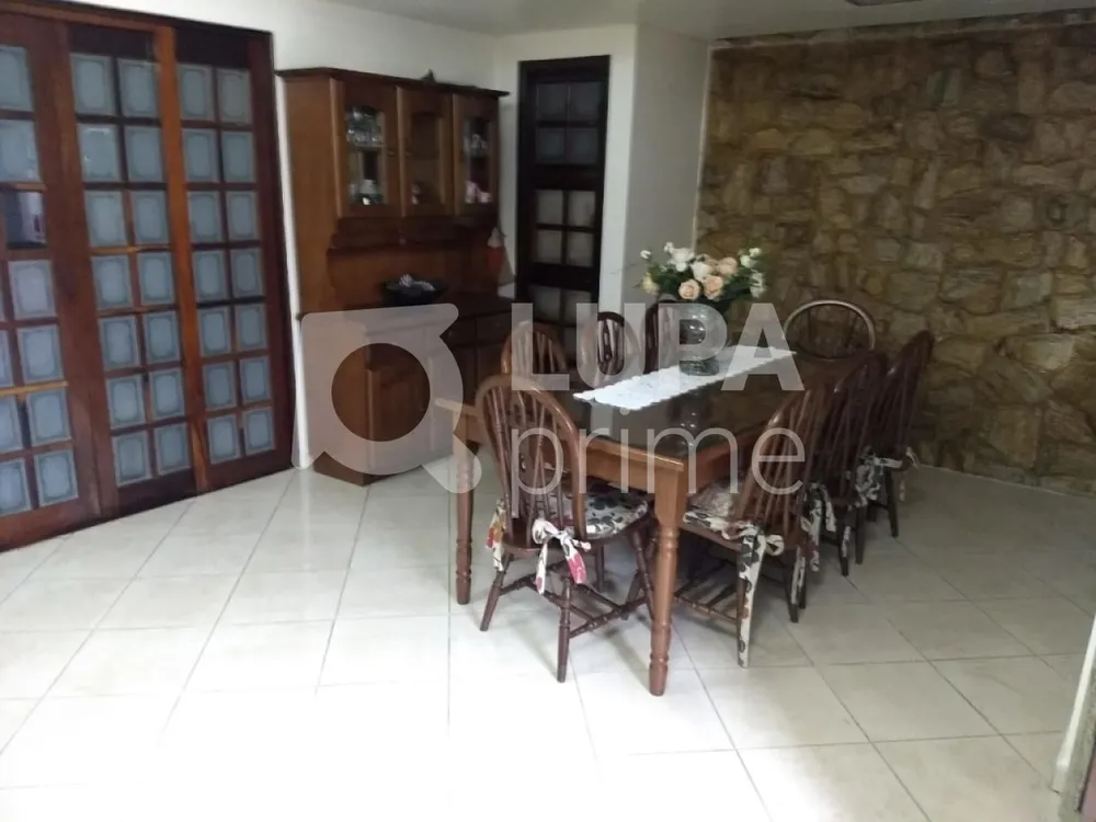 Casa, 3 quartos, 250 m² - Foto 7
