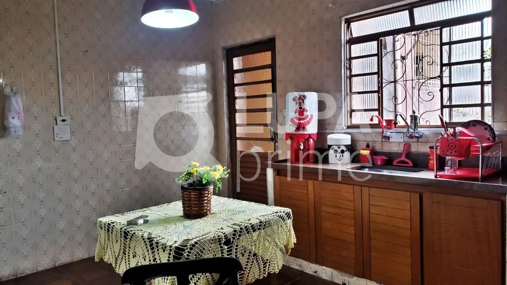 Casa, 5 quartos, 150 m² - Foto 2