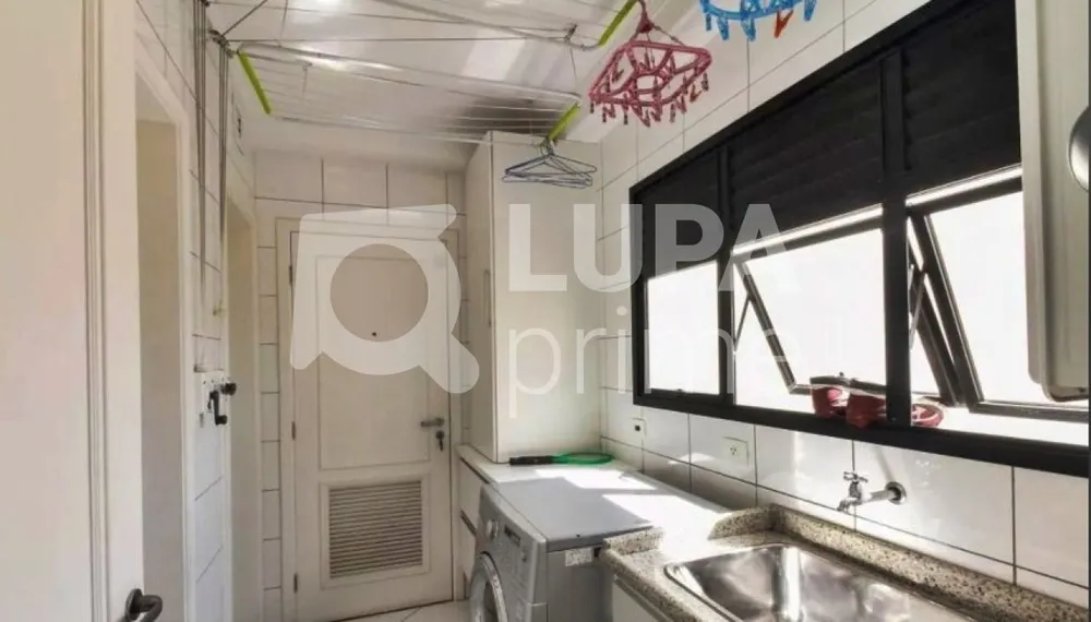 Apartamento, 3 quartos, 151 m² - Foto 1