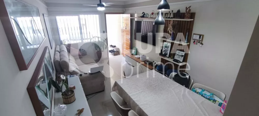 Casa à venda com 3 quartos, 100m² - Foto 1