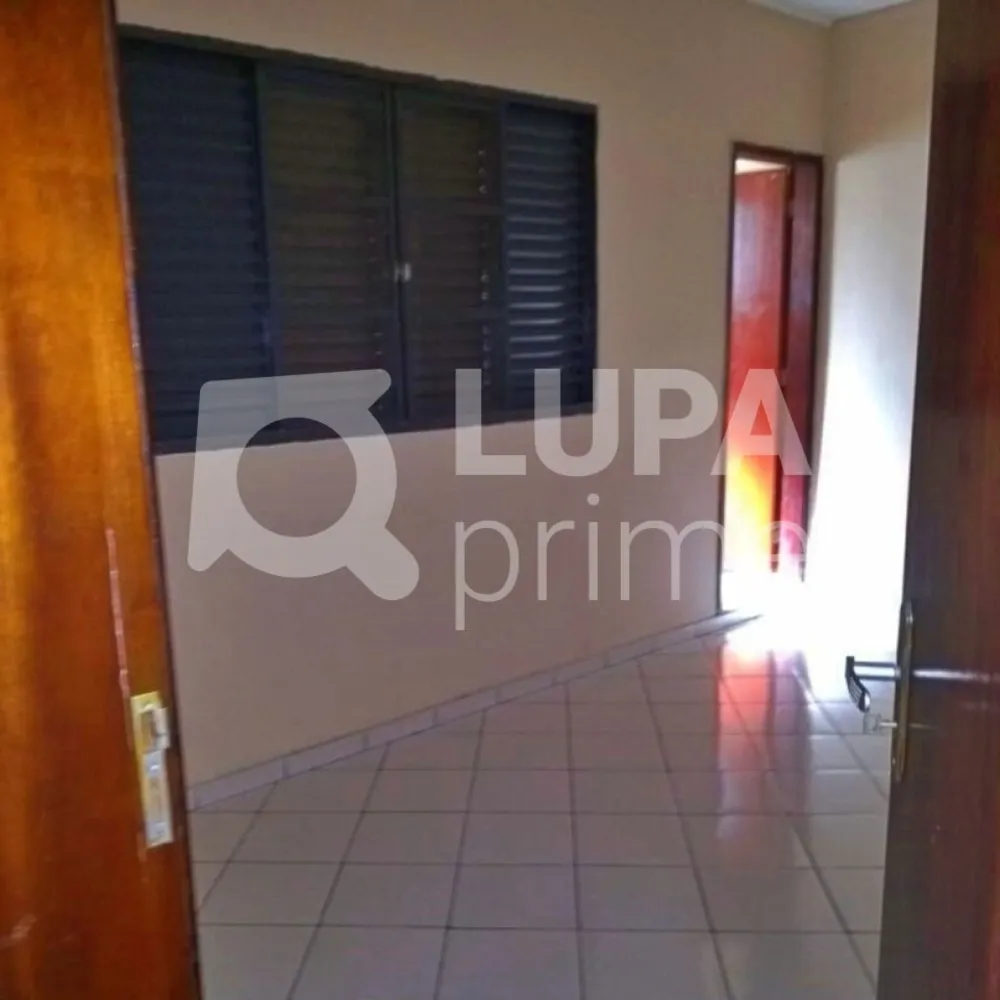 Depósito-Galpão, 200 m² - Foto 2