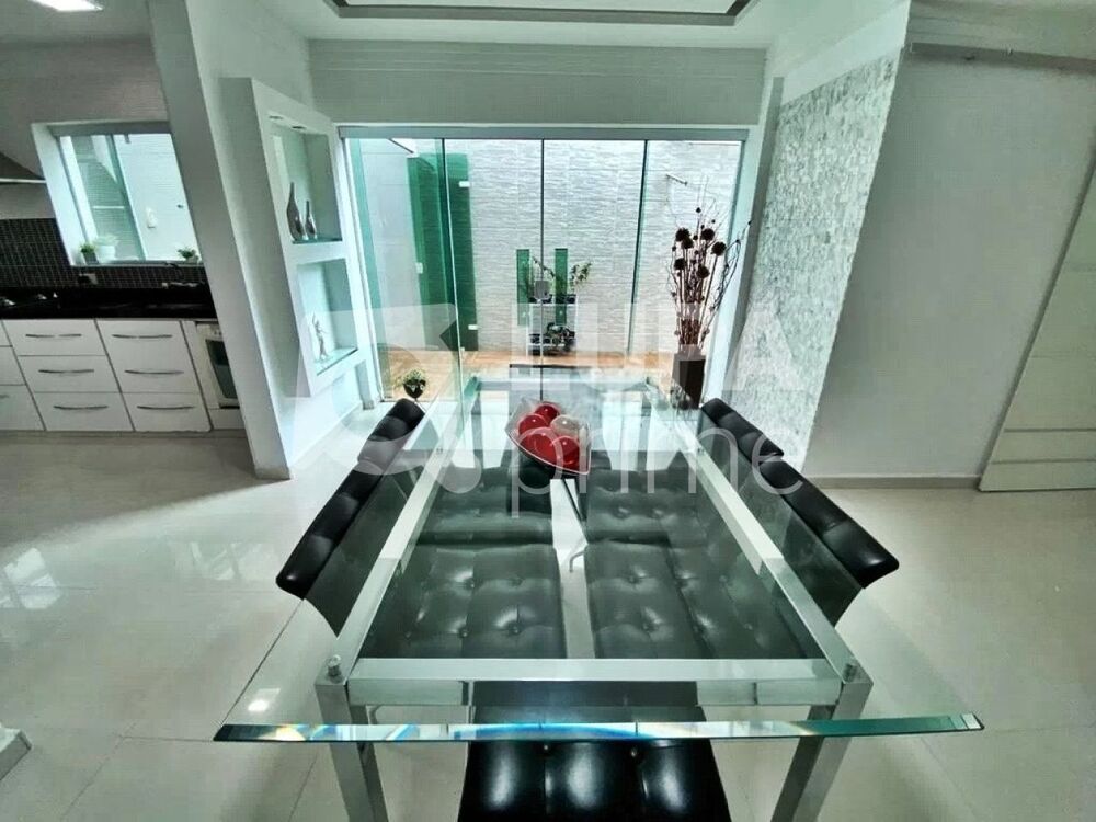 Casa, 3 quartos, 201 m² - Foto 3