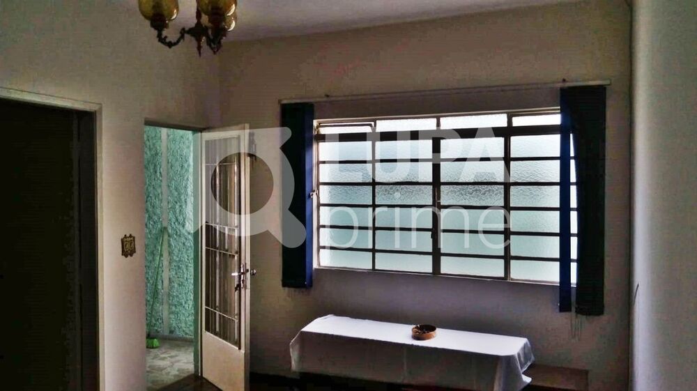 Casa à venda com 3 quartos, 147m² - Foto 1