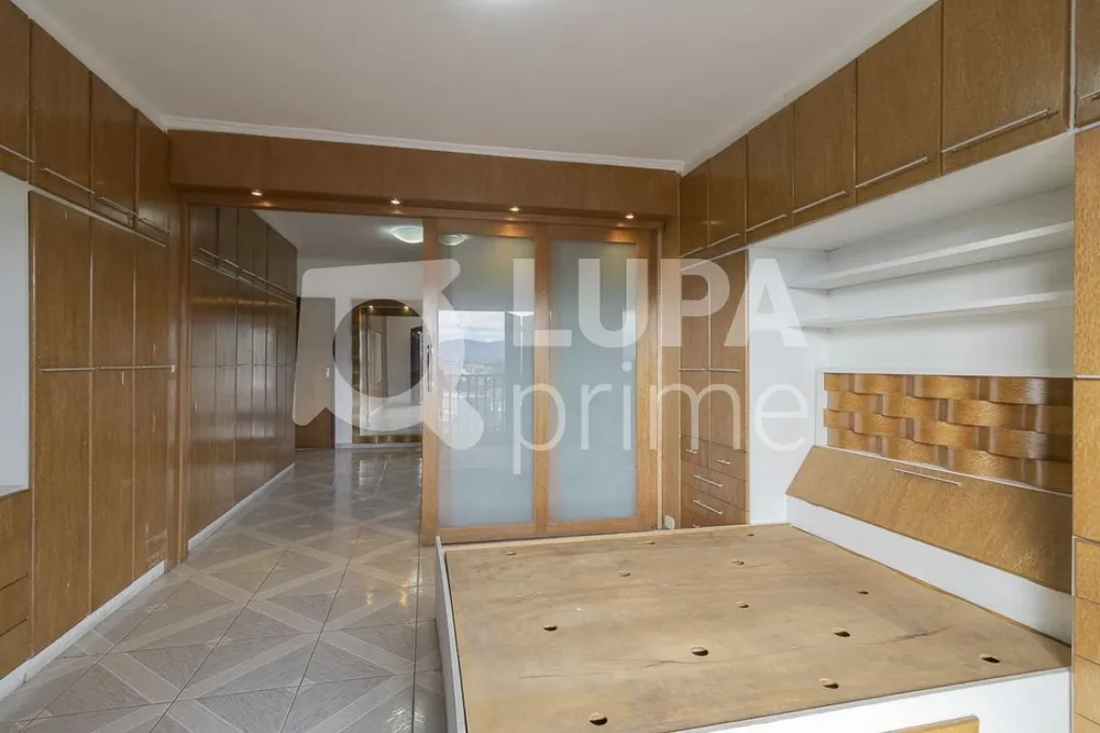 Casa, 3 quartos, 310 m² - Foto 11