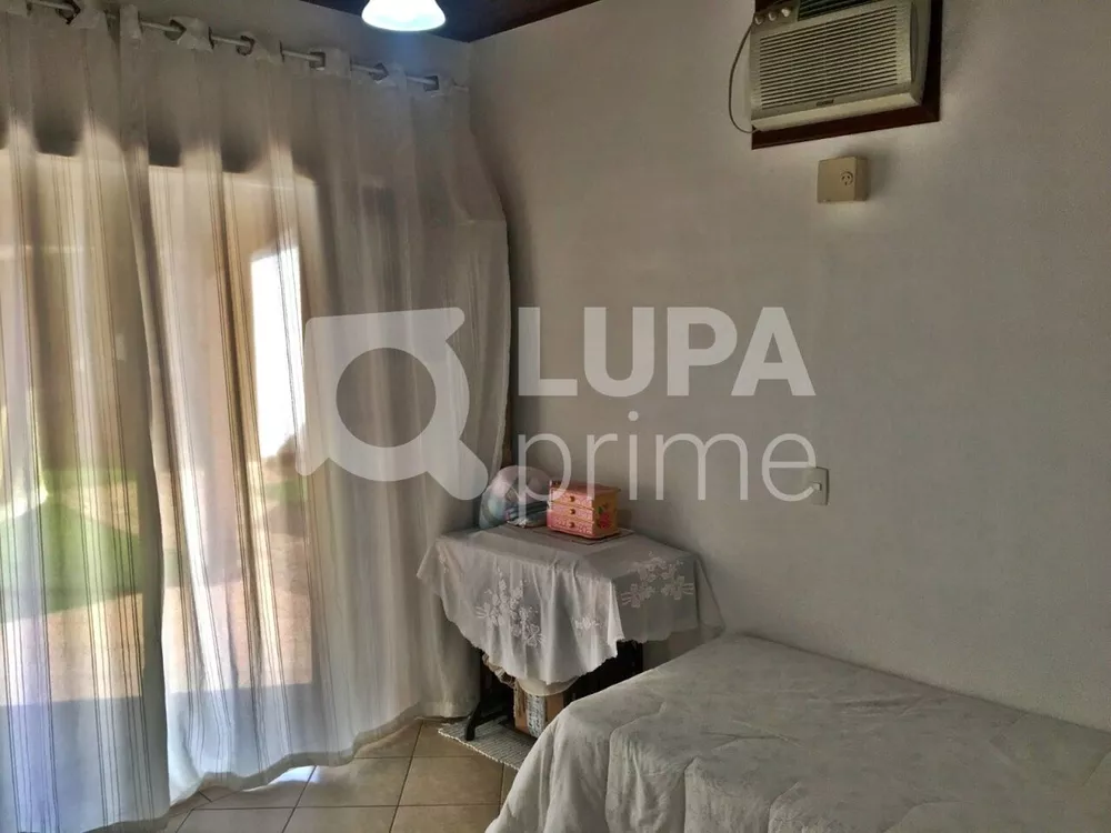 Casa à venda com 3 quartos, 300m² - Foto 13