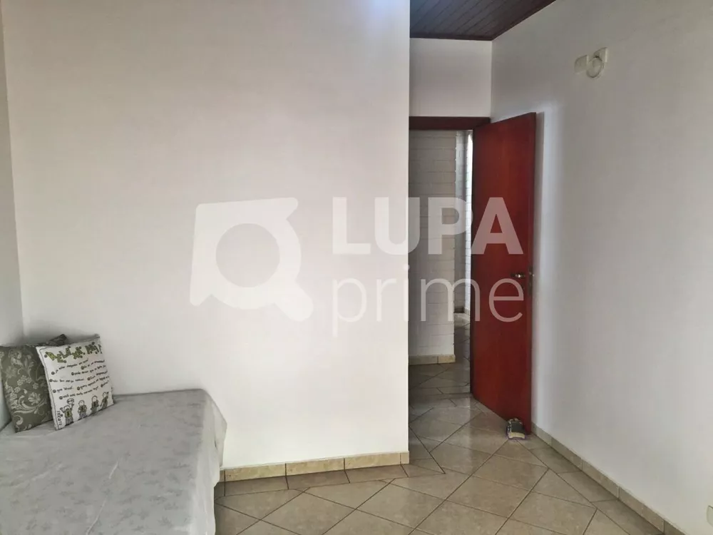 Casa à venda com 3 quartos, 300m² - Foto 12