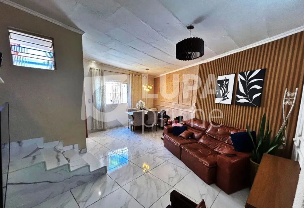 Casa, 3 quartos, 80 m² - Foto 2