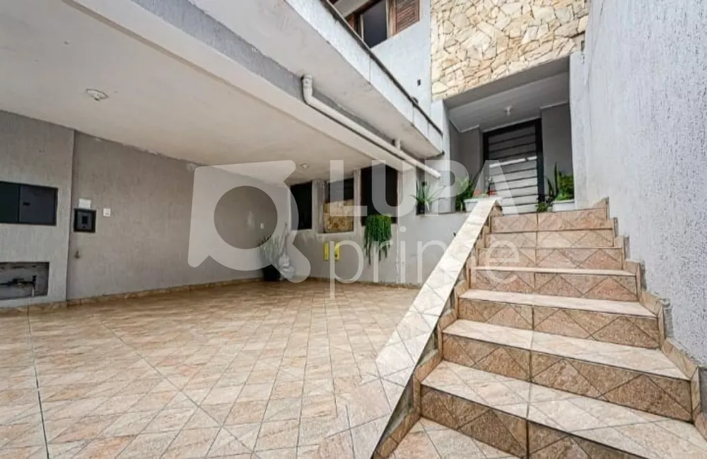 Casa à venda com 3 quartos, 156m² - Foto 4