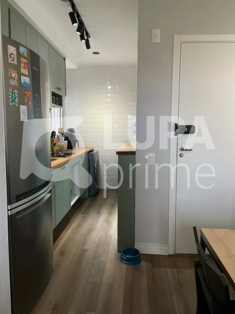 Apartamento à venda com 2 quartos, 40m² - Foto 4