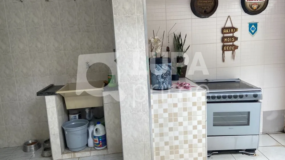 Casa, 3 quartos, 300 m² - Foto 1