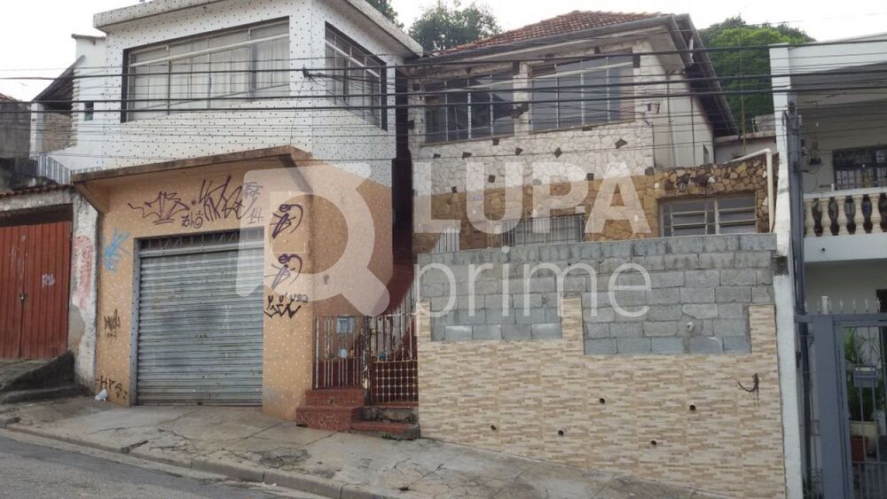 Casa à venda com 3 quartos, 200m² - Foto 2