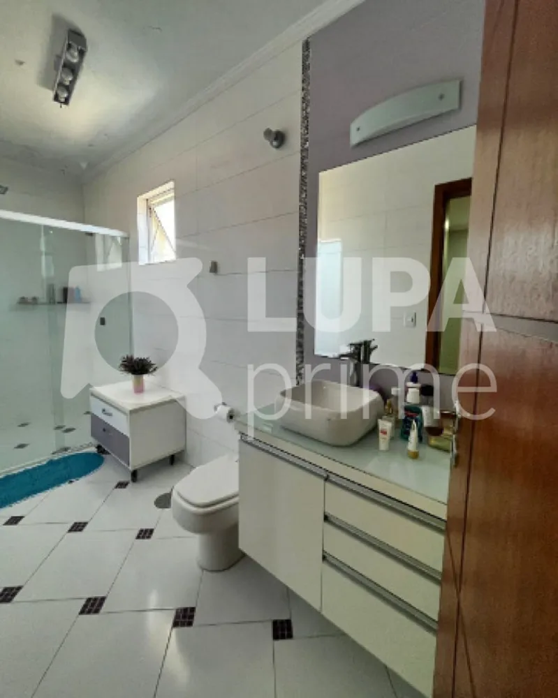 Casa, 5 quartos, 166 m² - Foto 2