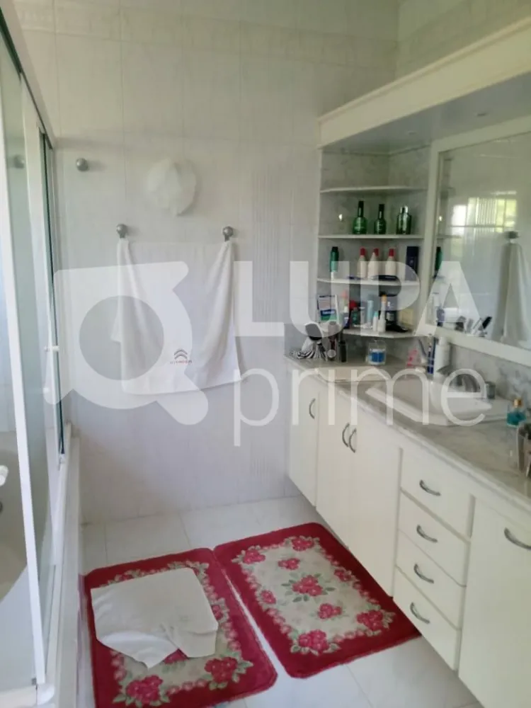 Casa, 6 quartos, 375 m² - Foto 3
