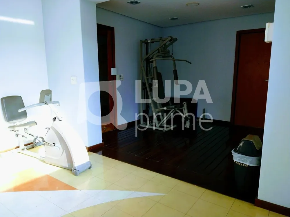 Apartamento, 3 quartos, 227 m² - Foto 1