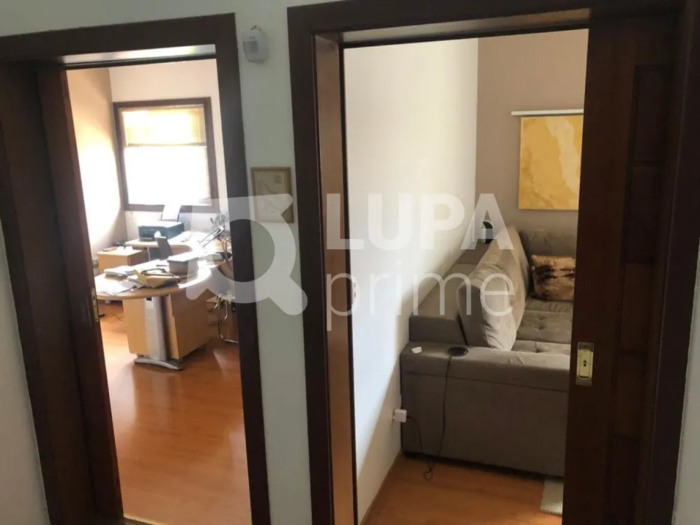 Casa, 4 quartos, 593 m² - Foto 9