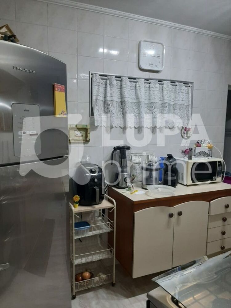 Casa à venda com 3 quartos, 168m² - Foto 8