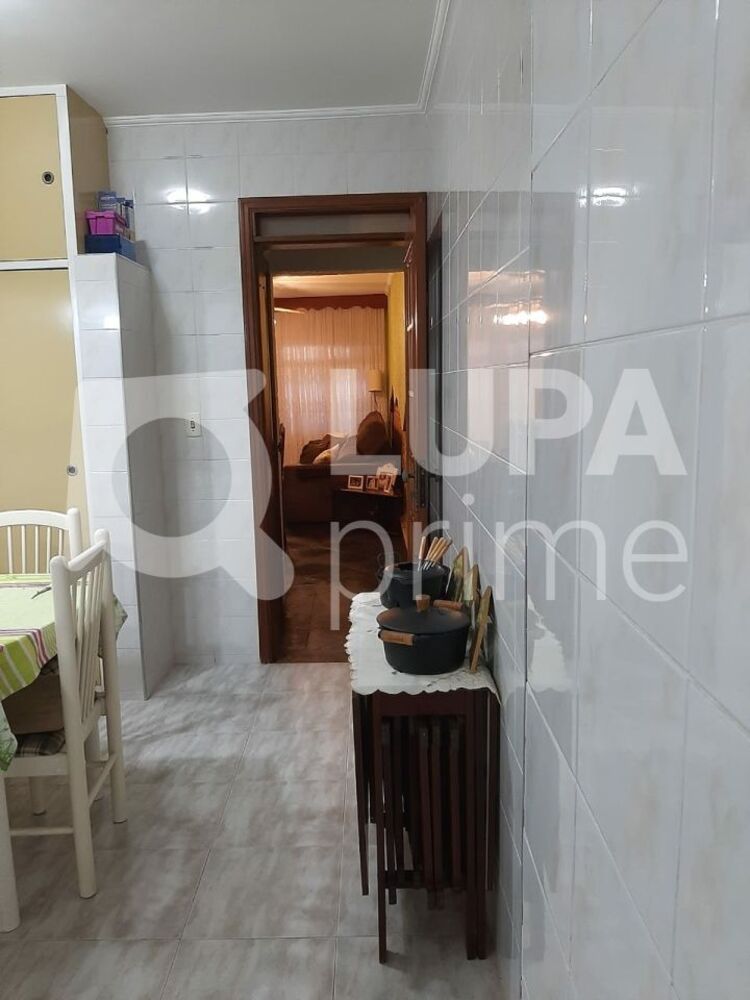 Casa à venda com 3 quartos, 168m² - Foto 6