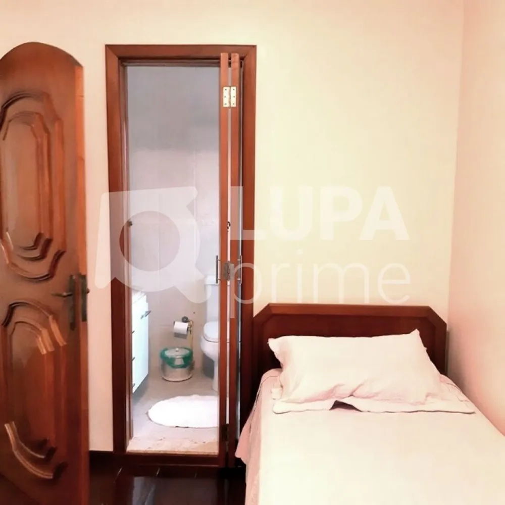 Casa, 3 quartos, 265 m² - Foto 11