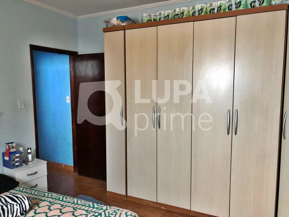 Casa à venda com 3 quartos, 100m² - Foto 4