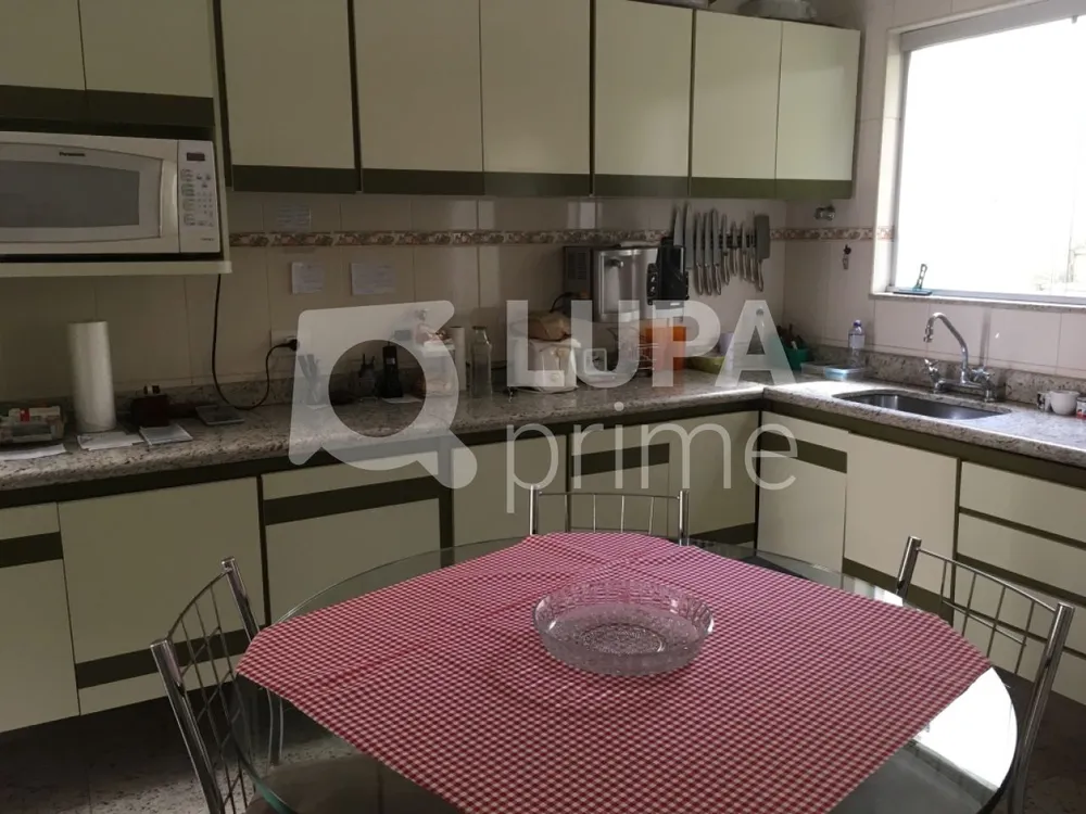 Casa, 3 quartos, 200 m² - Foto 2