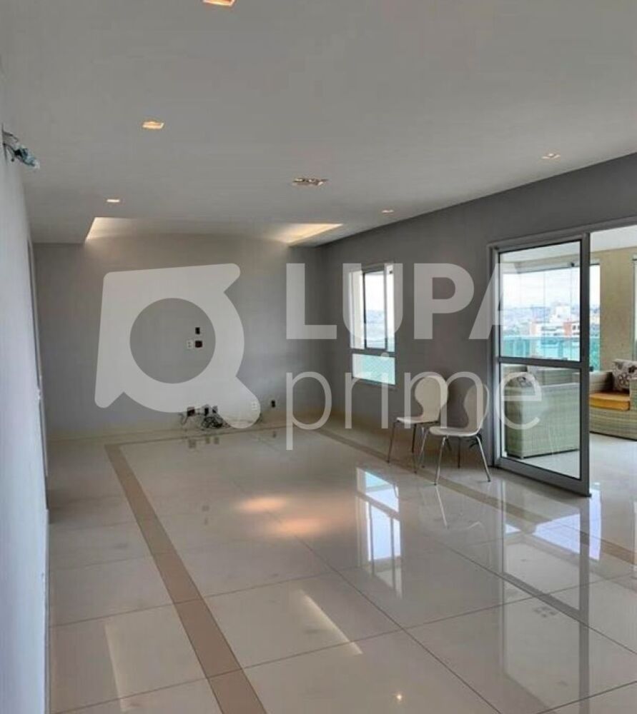 Apartamento, 3 quartos, 156 m² - Foto 2