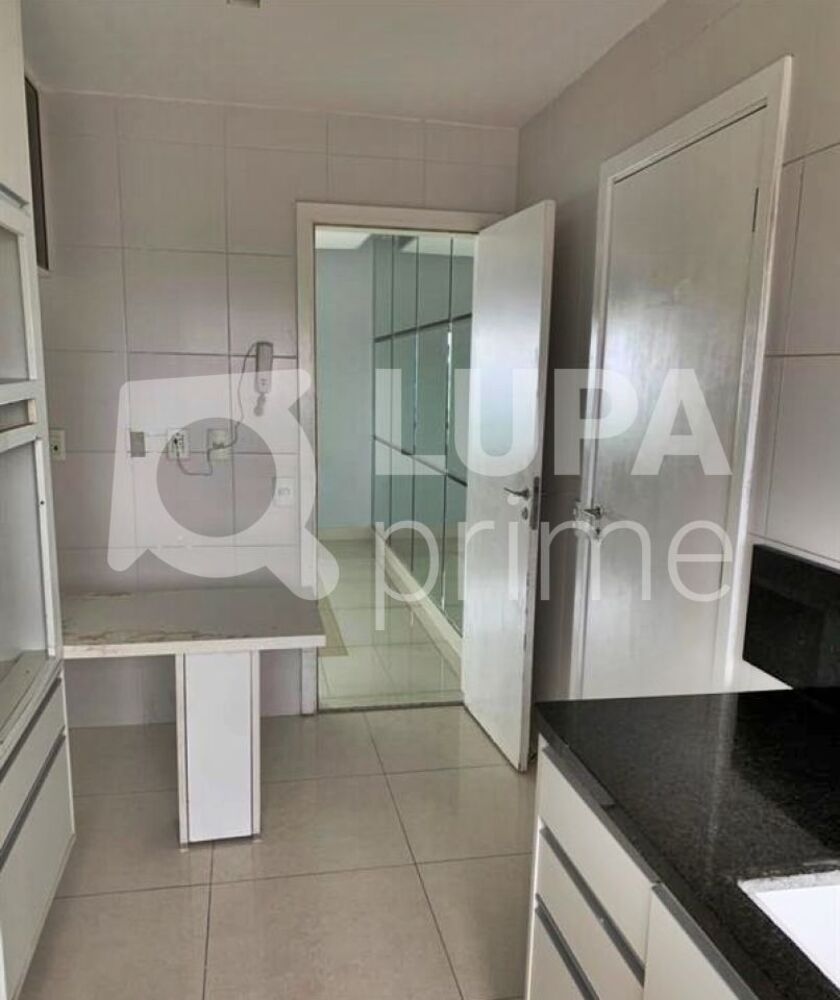Apartamento, 3 quartos, 156 m² - Foto 9