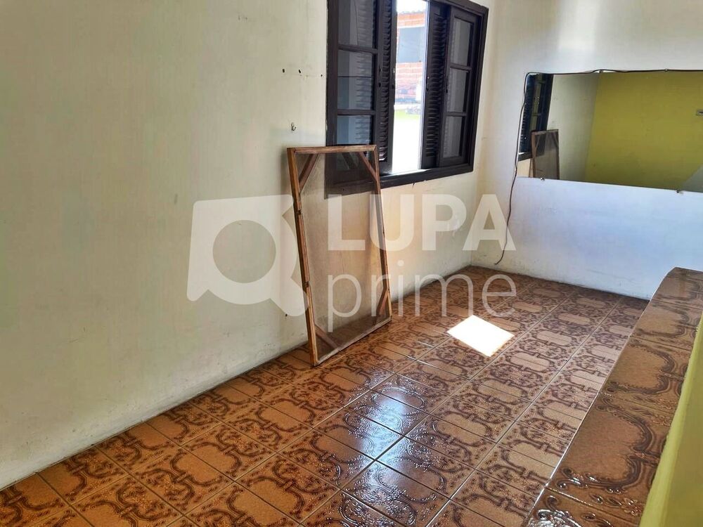 Casa à venda com 2 quartos, 133m² - Foto 11