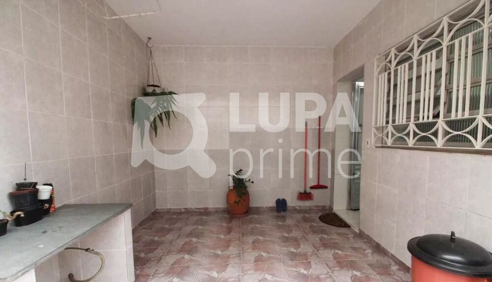 Casa, 4 quartos, 265 m² - Foto 1