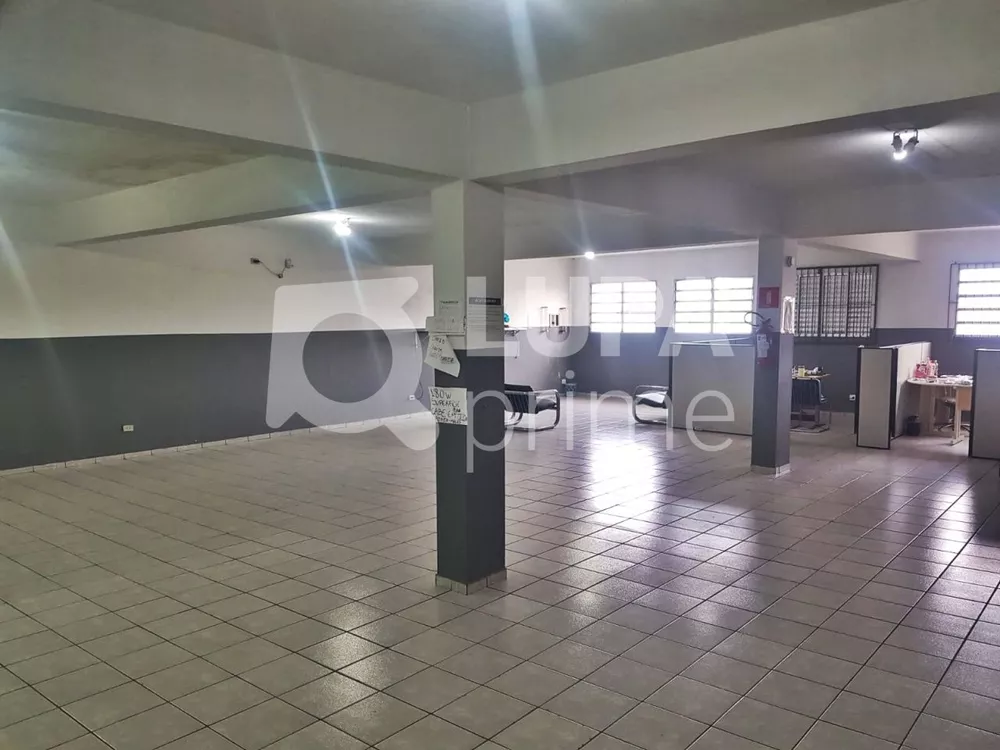 Depósito-Galpão-Armazém à venda, 150m² - Foto 1