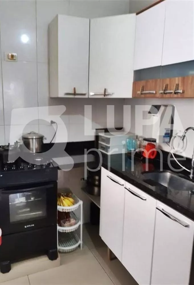 Apartamento à venda com 2 quartos, 37m² - Foto 8