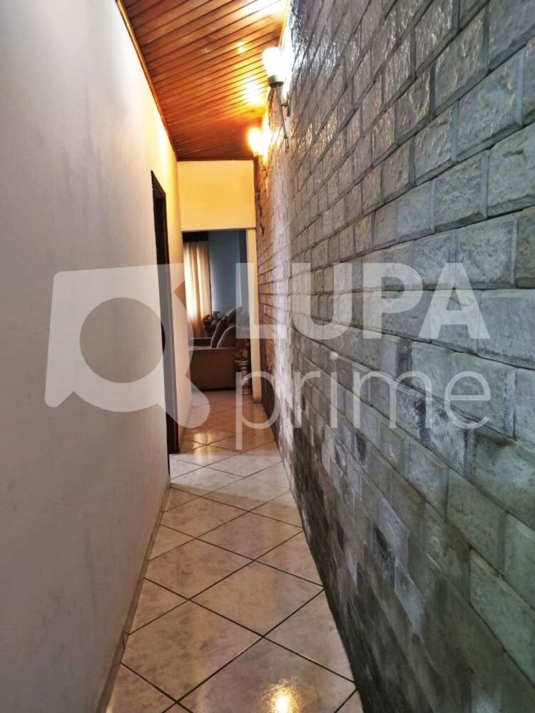 Casa, 5 quartos, 108 m² - Foto 2