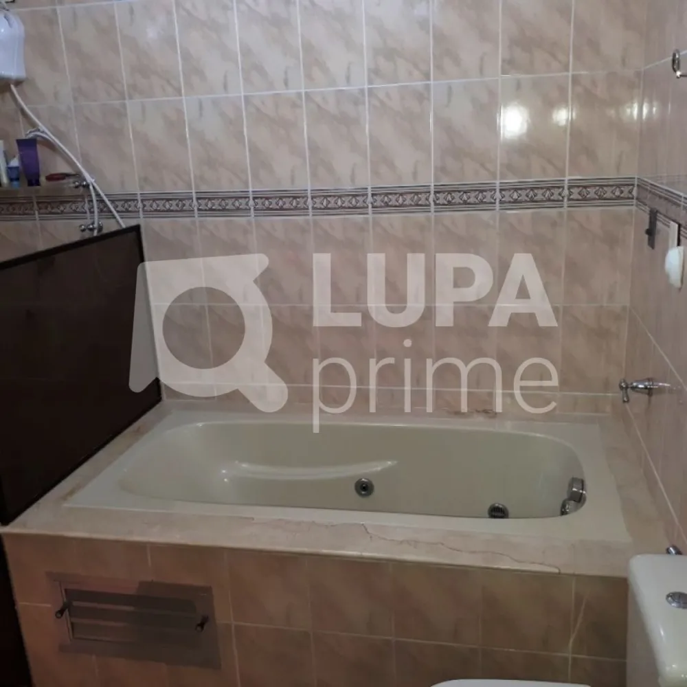Casa, 3 quartos, 250 m² - Foto 8