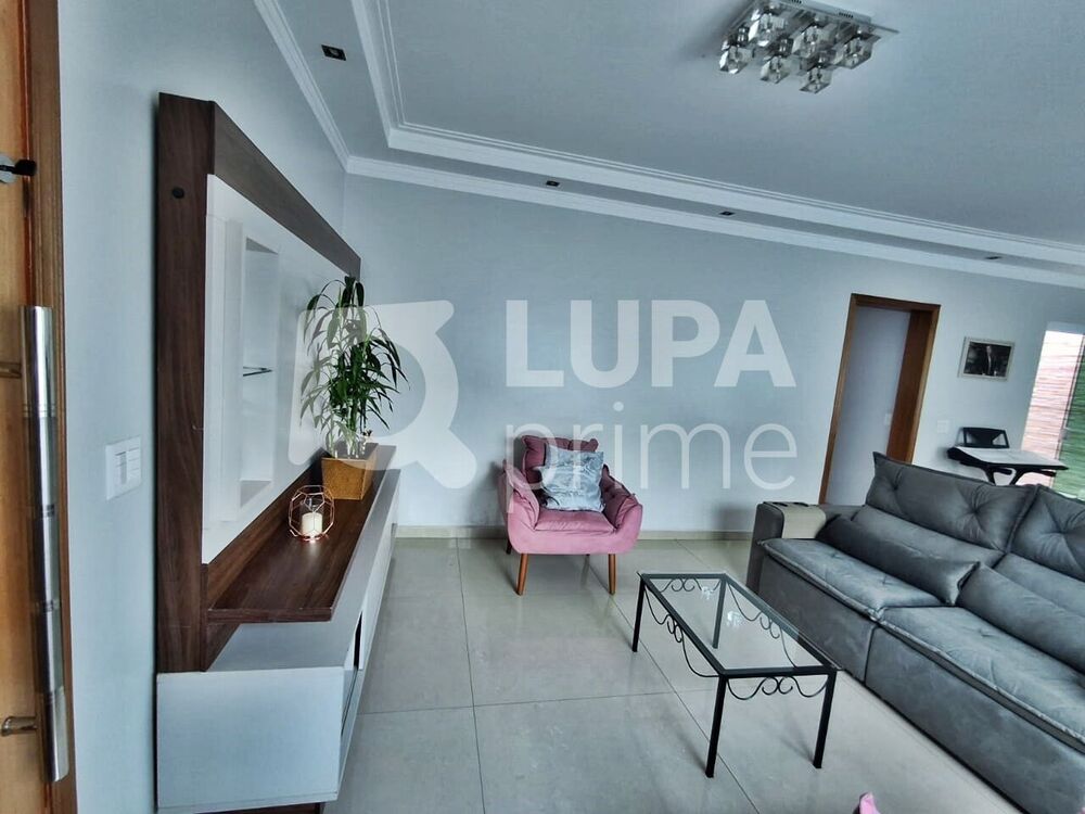Casa, 3 quartos, 160 m² - Foto 2