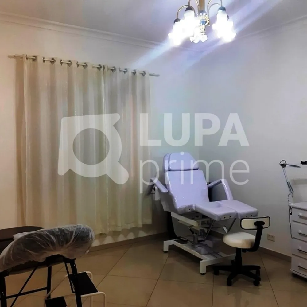 Casa, 4 quartos, 312 m² - Foto 2