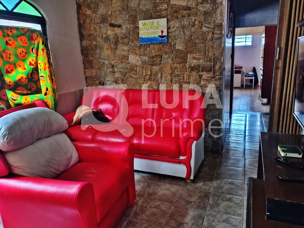 Casa, 3 quartos, 178 m² - Foto 1