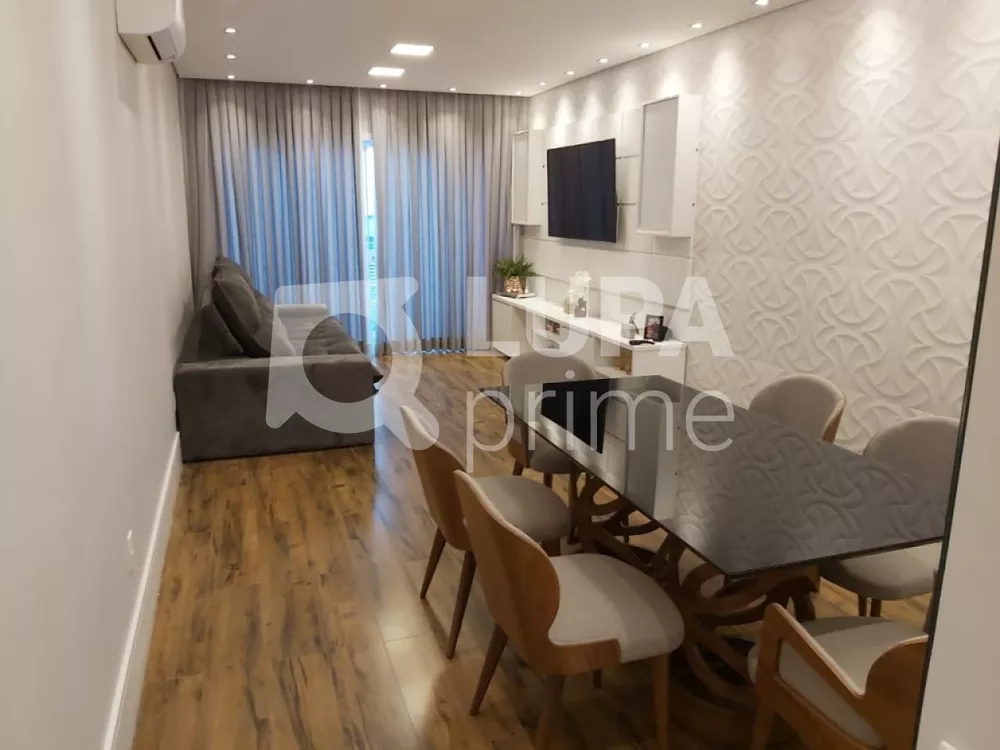 Casa à venda com 3 quartos, 170m² - Foto 1