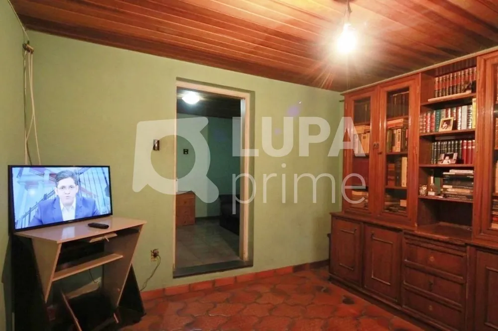 Casa, 3 quartos, 168 m² - Foto 2
