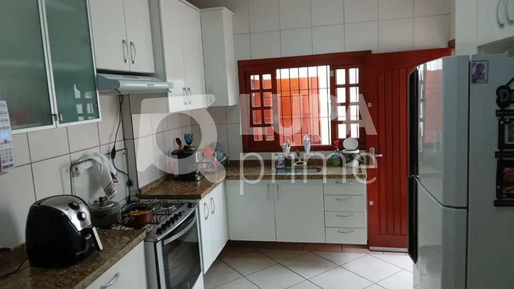 Casa, 2 quartos, 150 m² - Foto 14