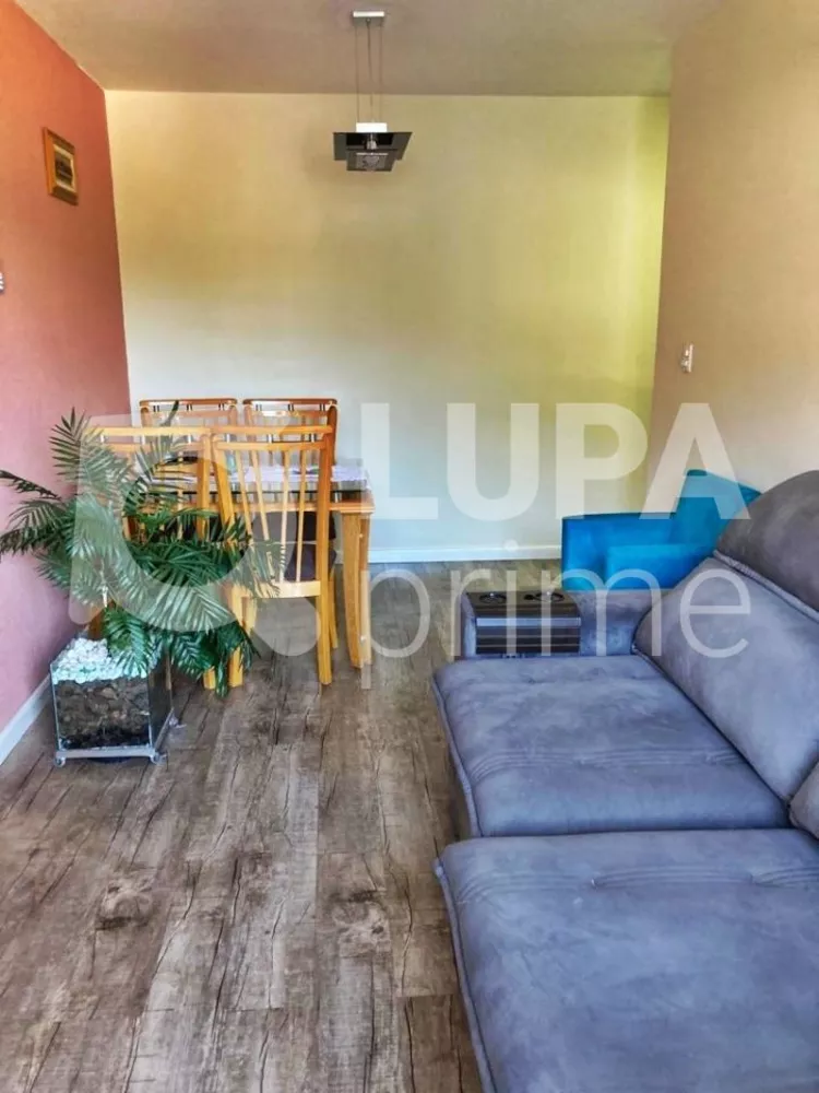 Apartamento à venda com 2 quartos, 57m² - Foto 3