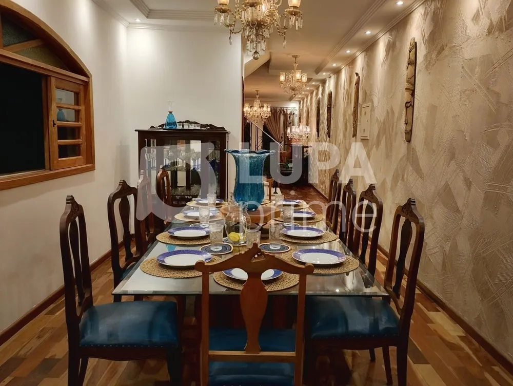 Casa, 3 quartos, 330 m² - Foto 1