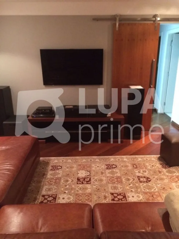 Apartamento, 3 quartos, 185 m² - Foto 1