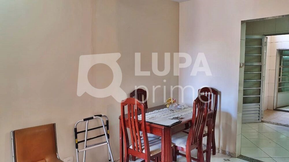 Casa à venda com 2 quartos, 140m² - Foto 3