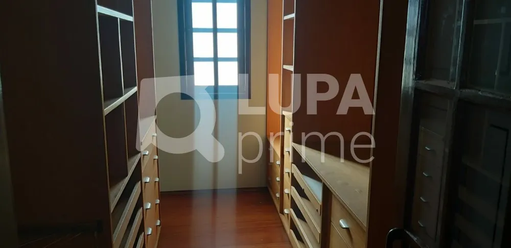 Casa, 4 quartos, 265 m² - Foto 2